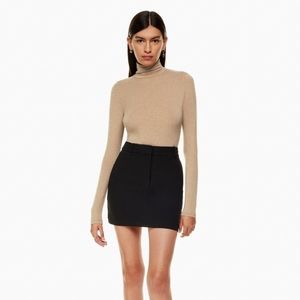 NWOT Aritzia babaton mockneck longsleeve tee s